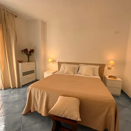 Casa Delfina - Centro Apartment Ischia